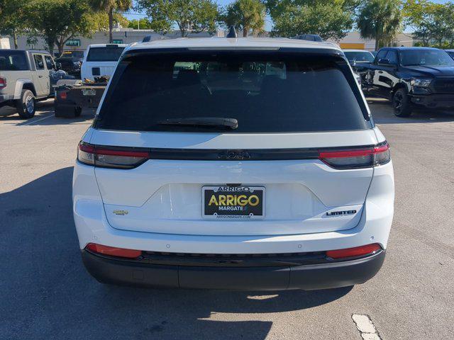 new 2024 Jeep Grand Cherokee car, priced at $41,200