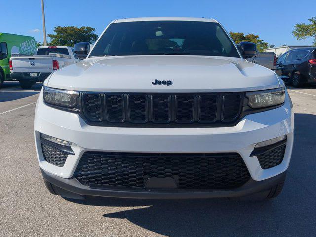 new 2024 Jeep Grand Cherokee car, priced at $41,200