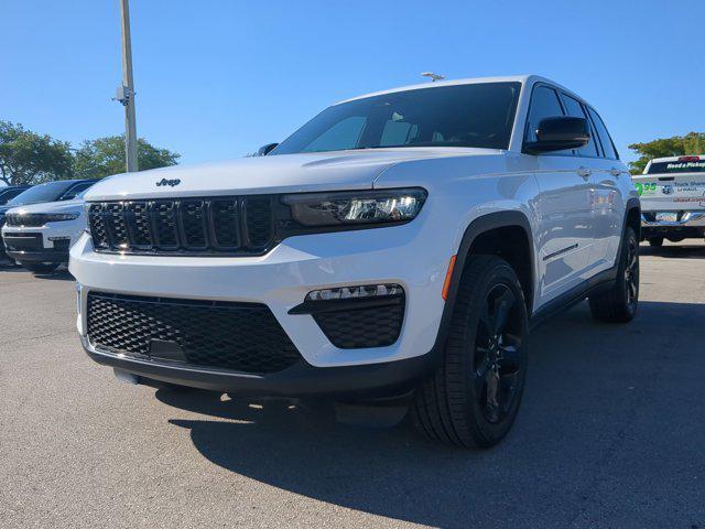 new 2024 Jeep Grand Cherokee car, priced at $41,200