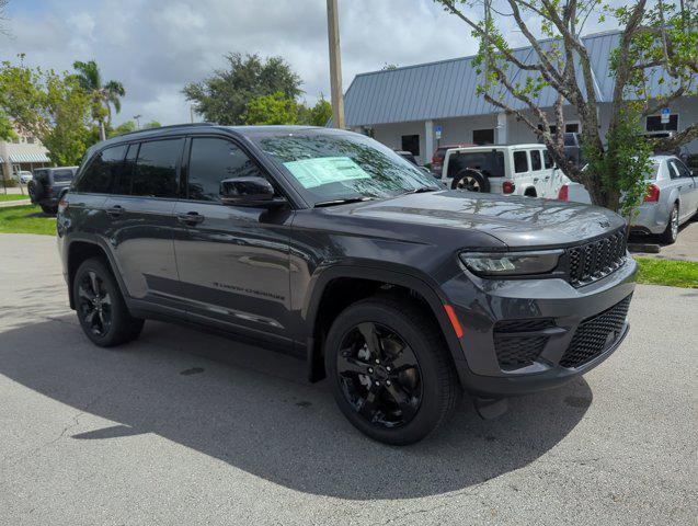 new 2024 Jeep Grand Cherokee car, priced at $36,600