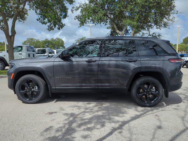 new 2024 Jeep Grand Cherokee car, priced at $36,600