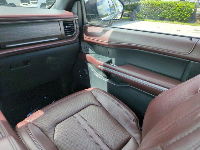 used 2023 Ford Expedition car, priced at $36,581