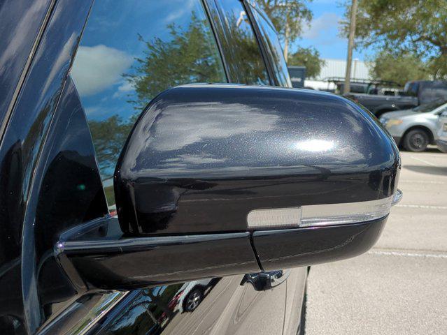 used 2023 Ford Expedition car, priced at $36,581