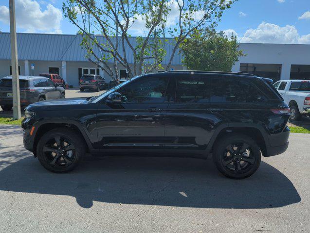 new 2024 Jeep Grand Cherokee car, priced at $41,795