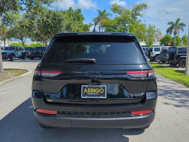 new 2024 Jeep Grand Cherokee car, priced at $41,795