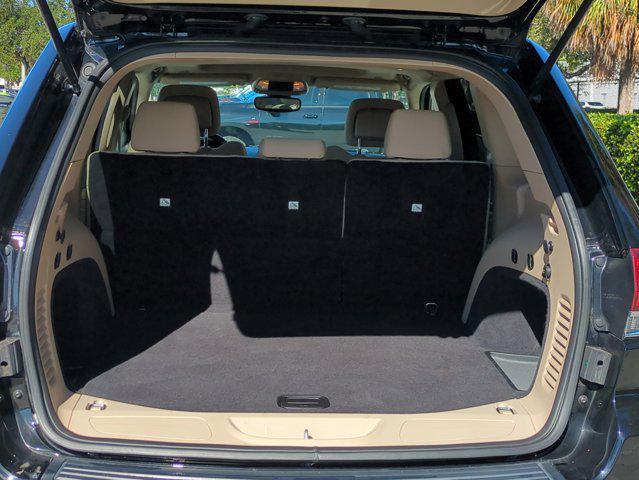 used 2020 Jeep Grand Cherokee car, priced at $20,000