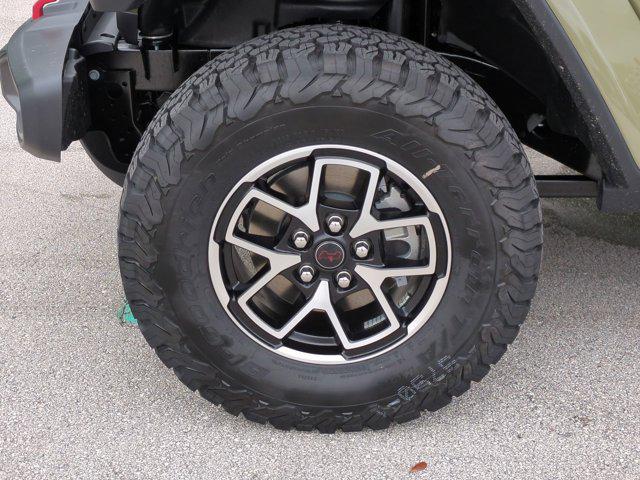new 2025 Jeep Wrangler car, priced at $52,265