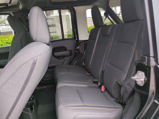 new 2025 Jeep Wrangler car, priced at $46,190