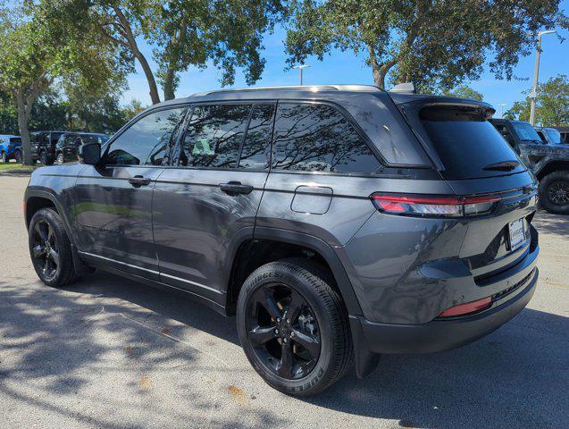 new 2024 Jeep Grand Cherokee car, priced at $36,600