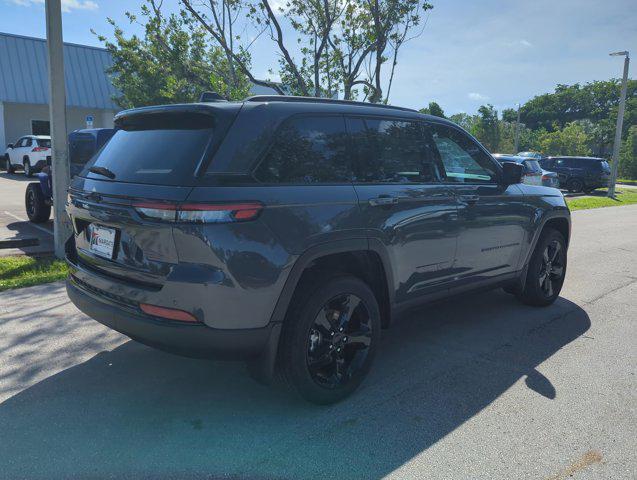 new 2024 Jeep Grand Cherokee car, priced at $36,600