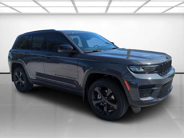 new 2024 Jeep Grand Cherokee car, priced at $36,600