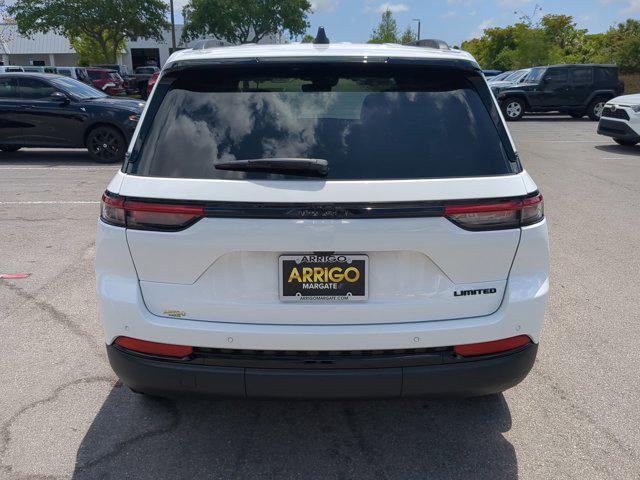 new 2024 Jeep Grand Cherokee car, priced at $42,200