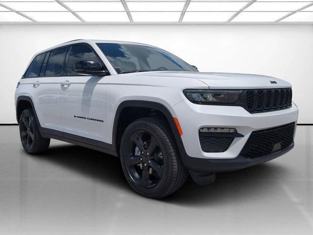 new 2024 Jeep Grand Cherokee car, priced at $41,200