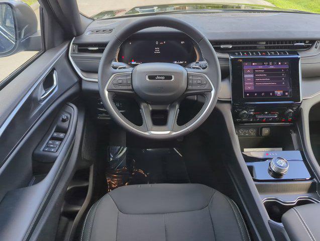 new 2025 Jeep Grand Cherokee L car, priced at $41,925