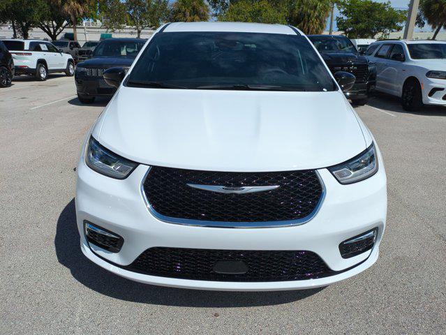 new 2026 Chrysler Pacifica car, priced at $44,318