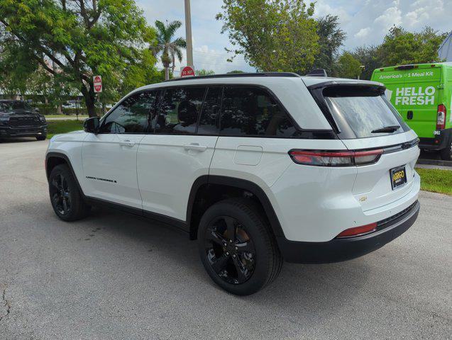 new 2024 Jeep Grand Cherokee car, priced at $41,200