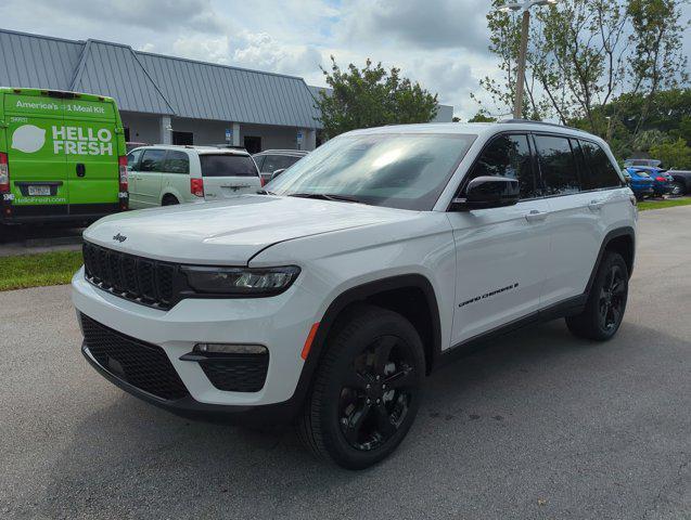 new 2024 Jeep Grand Cherokee car, priced at $41,200