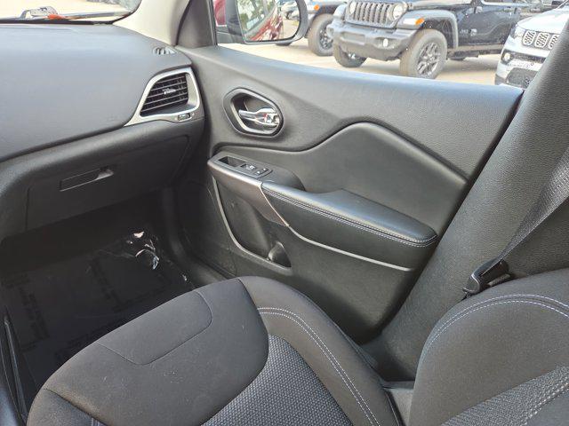 used 2021 Jeep Cherokee car, priced at $16,881