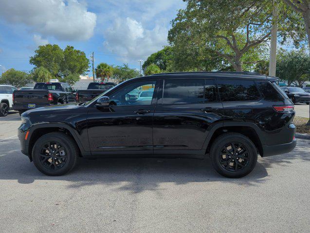 new 2024 Jeep Grand Cherokee L car, priced at $39,525