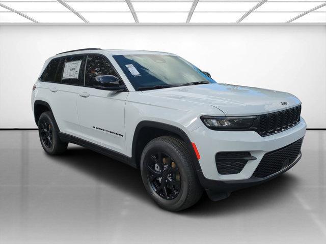 new 2025 Jeep Grand Cherokee car, priced at $39,683