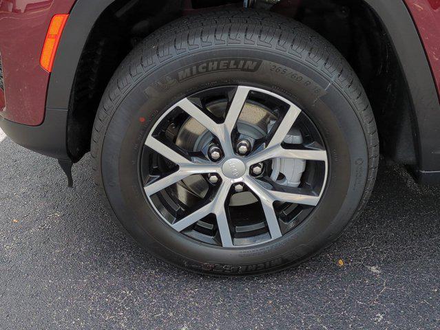 new 2025 Jeep Grand Cherokee car, priced at $38,060