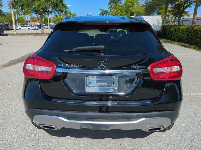 used 2020 Mercedes-Benz GLA 250 car, priced at $17,991