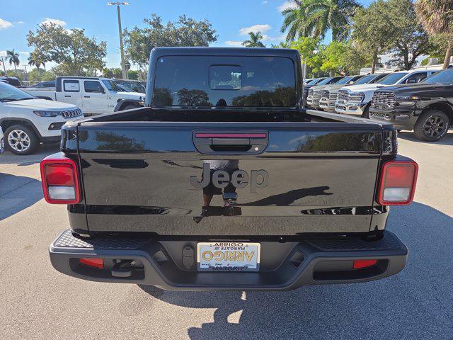 new 2026 Jeep Gladiator car, priced at $44,906