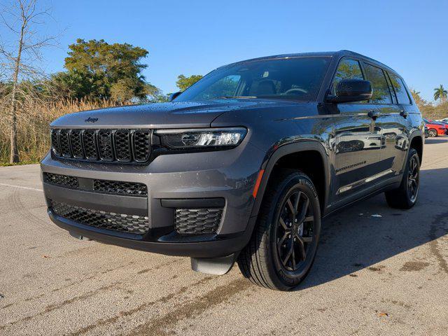 new 2024 Jeep Grand Cherokee L car, priced at $40,525