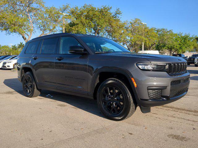 new 2024 Jeep Grand Cherokee L car, priced at $40,525