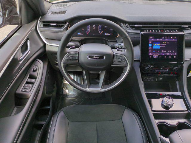 new 2025 Jeep Grand Cherokee car, priced at $36,557