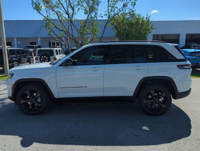 new 2024 Jeep Grand Cherokee car, priced at $46,640