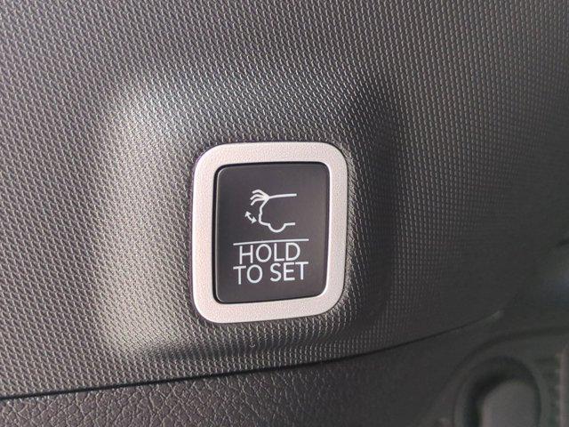 new 2025 Jeep Grand Cherokee car, priced at $60,549