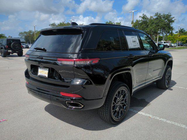 new 2025 Jeep Grand Cherokee car, priced at $60,549