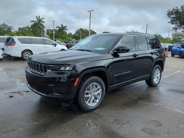 new 2025 Jeep Grand Cherokee car, priced at $34,175