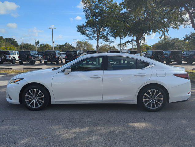 used 2022 Lexus ES 350 car, priced at $33,997