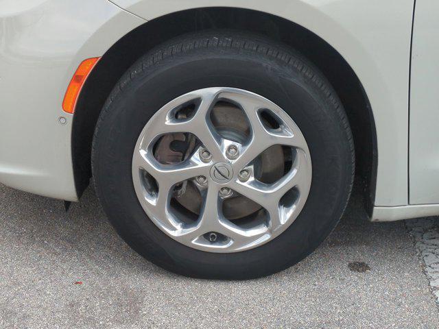 used 2021 Chrysler Pacifica car, priced at $27,991