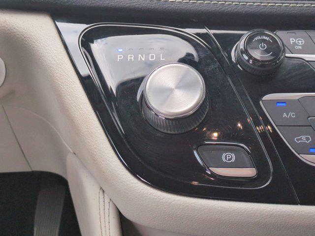 used 2021 Chrysler Pacifica car, priced at $27,991