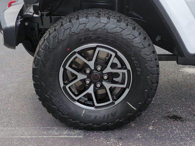new 2025 Jeep Wrangler car, priced at $53,043