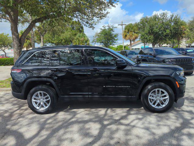 new 2025 Jeep Grand Cherokee car, priced at $34,175