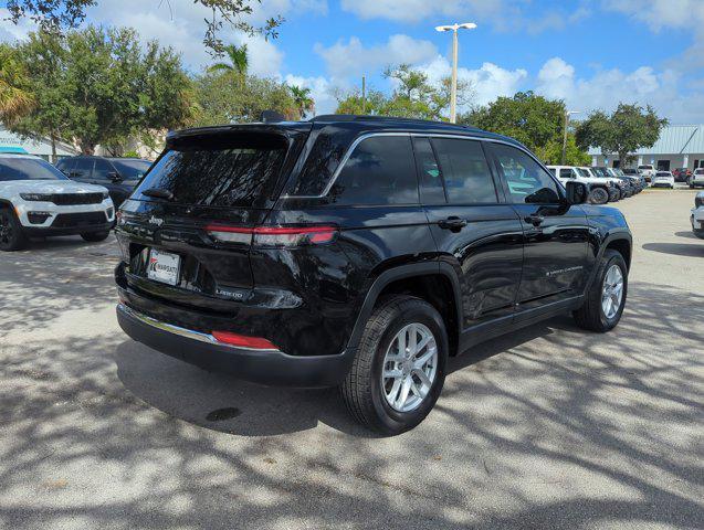 new 2025 Jeep Grand Cherokee car, priced at $34,175