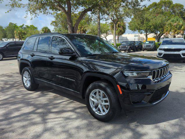 new 2025 Jeep Grand Cherokee car, priced at $34,175