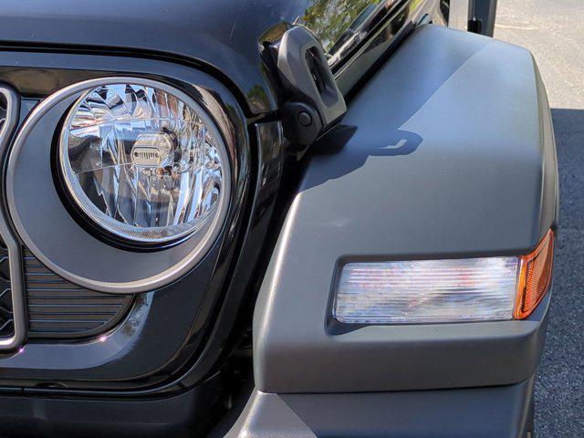 new 2025 Jeep Wrangler car, priced at $43,371