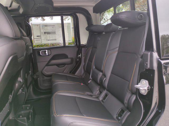 new 2025 Jeep Gladiator car, priced at $44,173