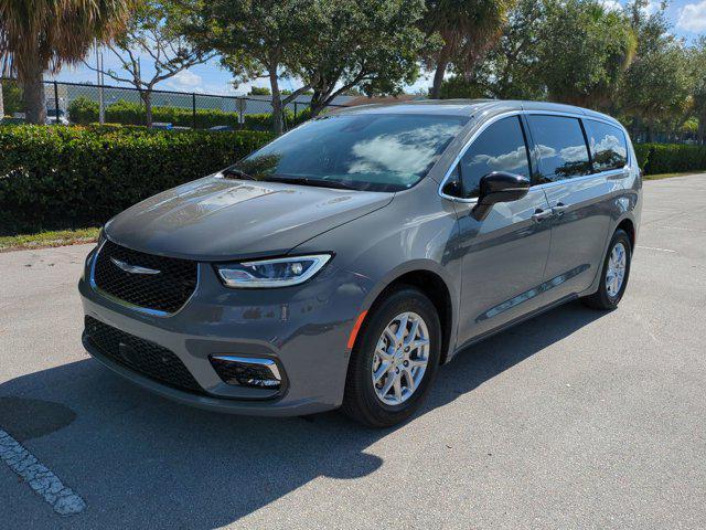 new 2025 Chrysler Pacifica car, priced at $41,159