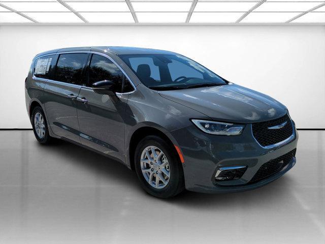 new 2025 Chrysler Pacifica car, priced at $41,159