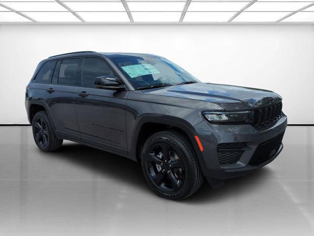 new 2024 Jeep Grand Cherokee car, priced at $36,175