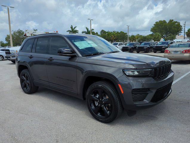 new 2024 Jeep Grand Cherokee car, priced at $36,175