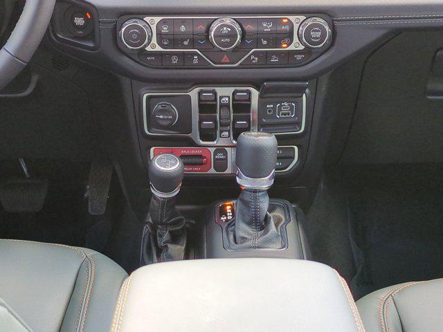 new 2025 Jeep Gladiator car, priced at $47,948