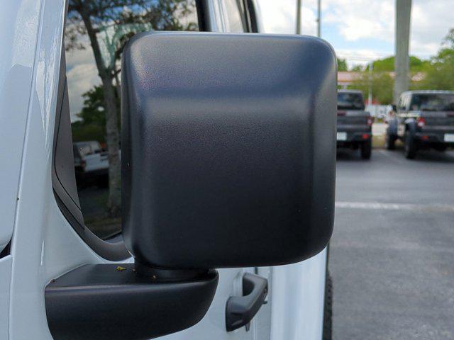 new 2025 Jeep Gladiator car, priced at $47,948