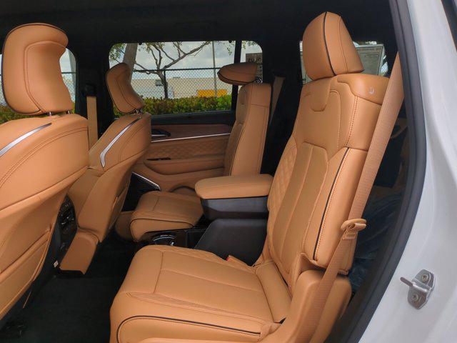 new 2025 Jeep Grand Cherokee L car, priced at $58,721